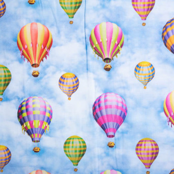 ΑΕΡΟΣΤΑΤΑ ΣΕ ΓΑΛΑΖΙΟ ΦΟΝΤΟ